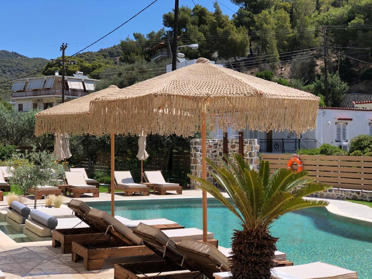 Helen Hotel Poros Town Exterior photo