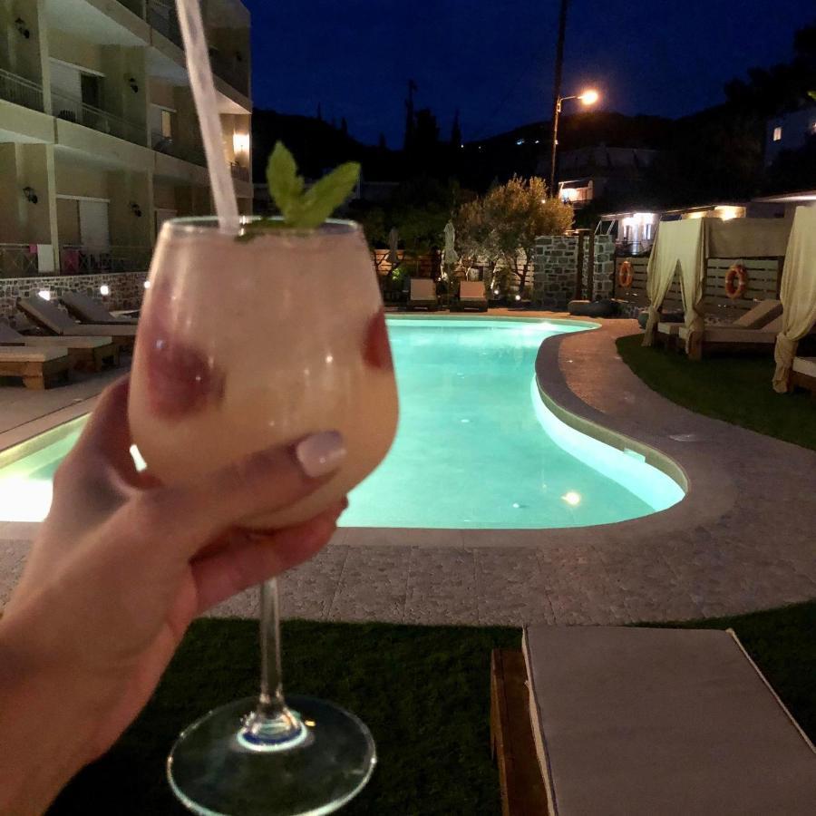Helen Hotel Poros Town Exterior photo