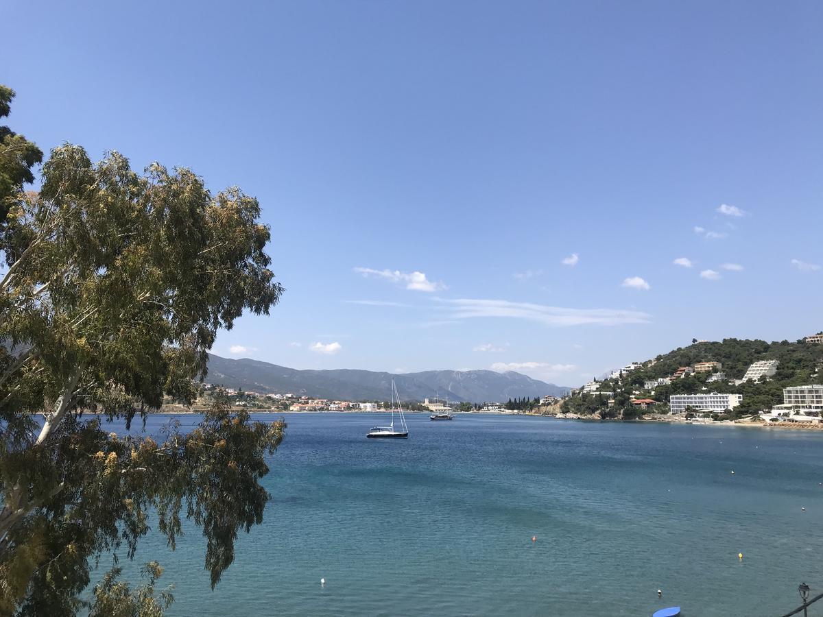 Helen Hotel Poros Town Exterior photo